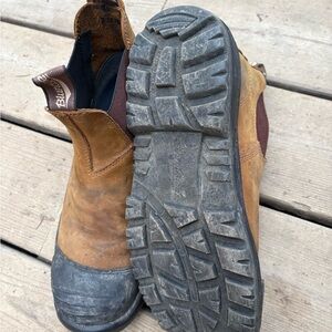 Blundstone Brown Leather Chelsea Work Boots with Black Toe